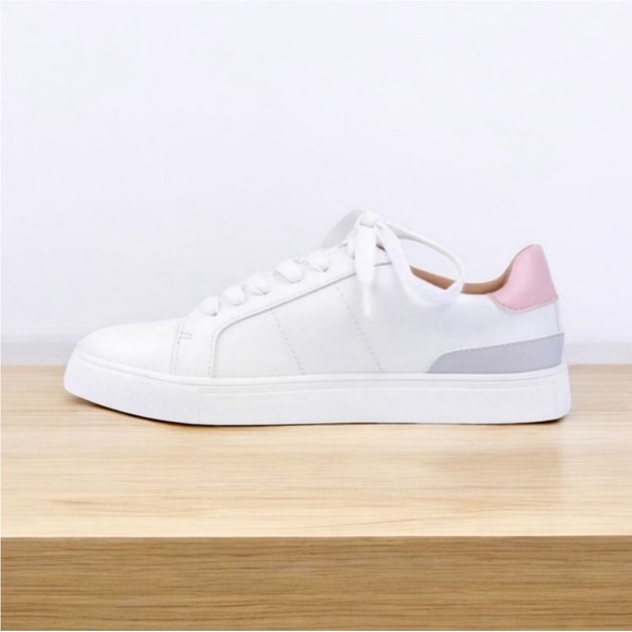 Dolce Vita Anibel Lace-Up Faux Leather Court Sneaker Women's Size 8 - Picture 1 of 9
